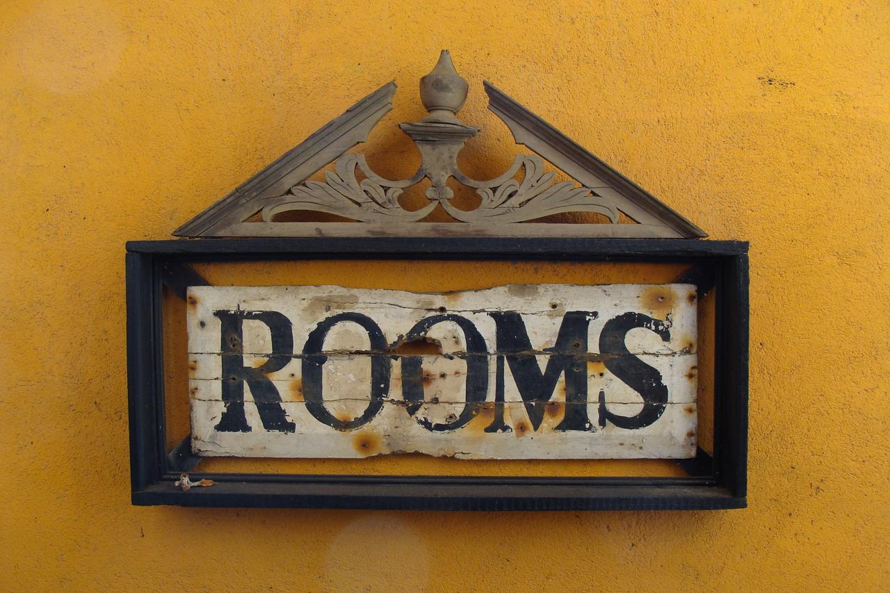The Icebear Guesthouse Negombo Extérieur photo