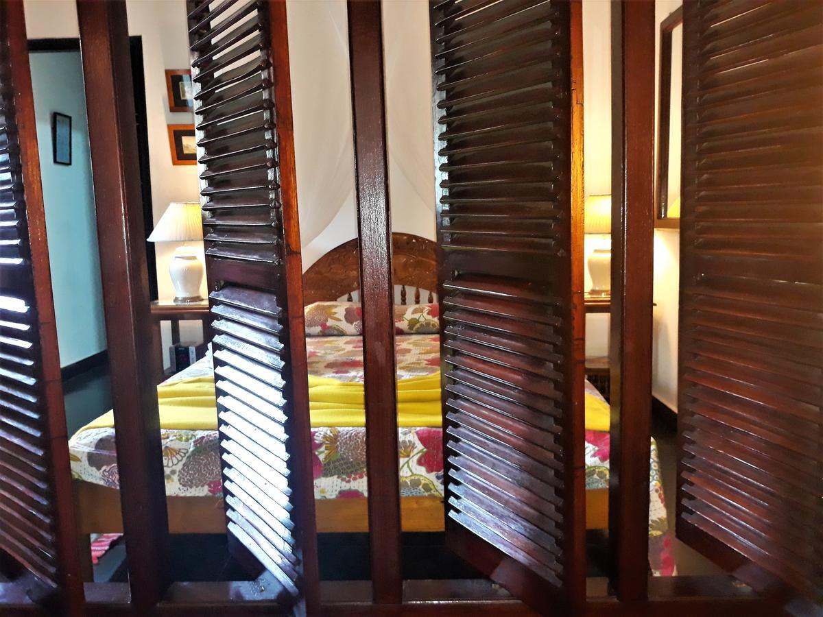 The Icebear Guesthouse Negombo Extérieur photo