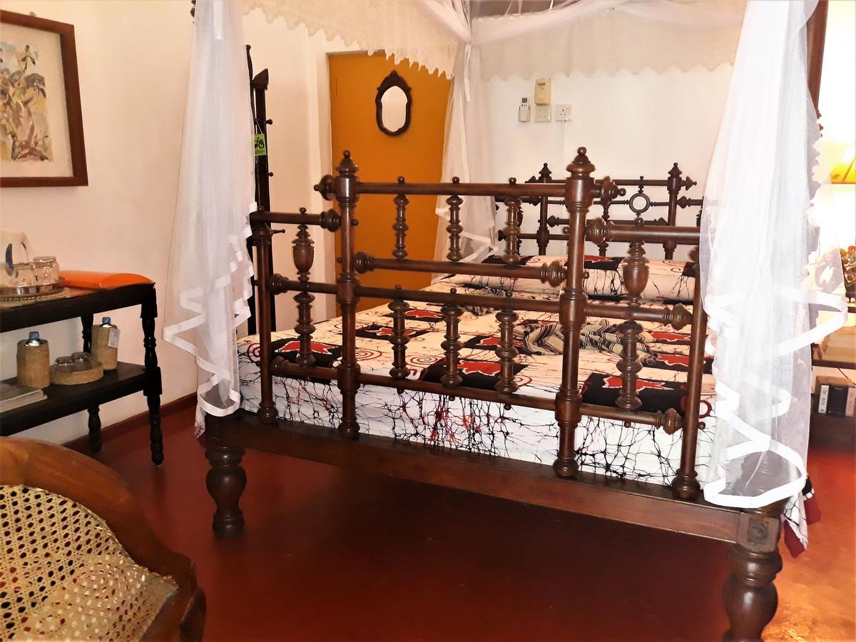 The Icebear Guesthouse Negombo Extérieur photo