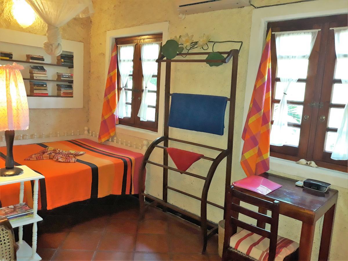 The Icebear Guesthouse Negombo Extérieur photo