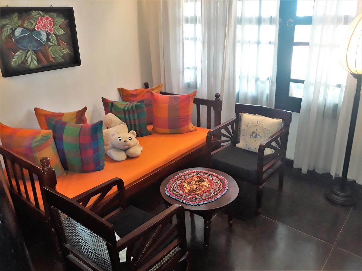 The Icebear Guesthouse Negombo Extérieur photo