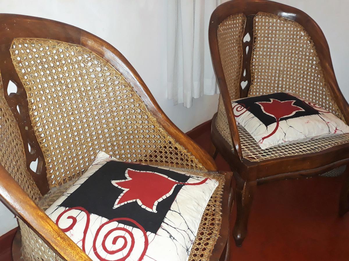 The Icebear Guesthouse Negombo Extérieur photo